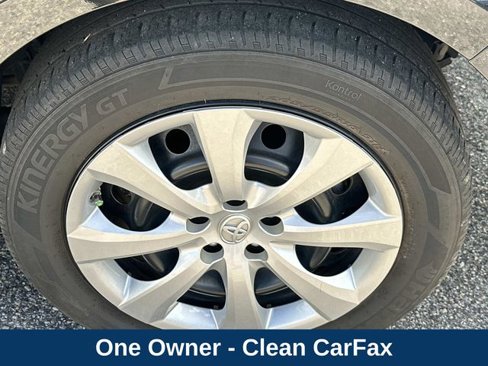 Used 2022 Toyota Corolla LE image 12