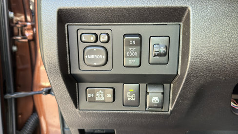 Used 2014 Toyota Tundra 1794 Edition image 18