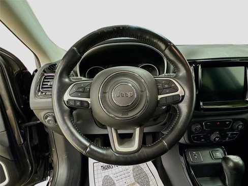 Used 2019 Jeep Compass Limited image 11