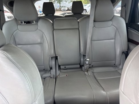 Used 2017 Acura MDX SH-AWD w/ Technology Package image 30