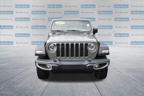 Used 2023 Jeep Gladiator Sport image 2