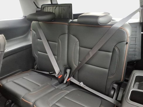 Used 2022 GMC Acadia AT4 w/ Technology Package image 14