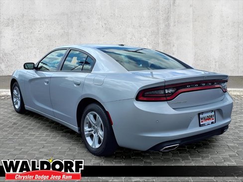 Used 2021 Dodge Charger SXT w/ Leather Interior Group image 4