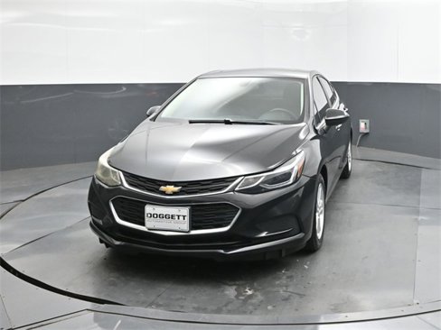 Used 2017 Chevrolet Cruze LT image 30