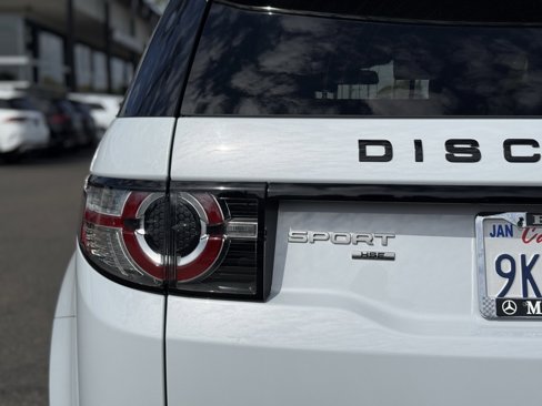 Used 2018 Land Rover Discovery Sport HSE image 8