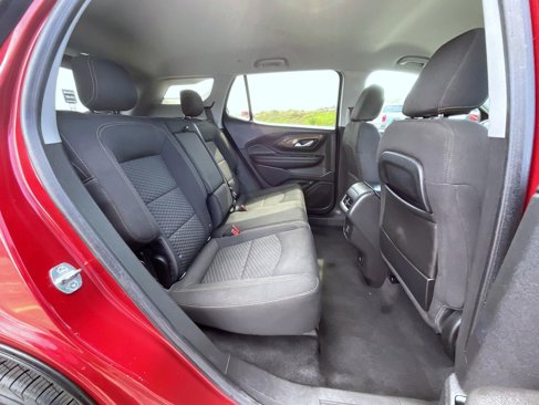Used 2020 GMC Terrain SLE w/ Driver Convenience Package image 17