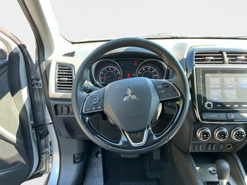 Used 2024 Mitsubishi Outlander Sport SE image 13