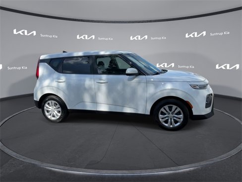 Used 2021 Kia Soul LX image 24