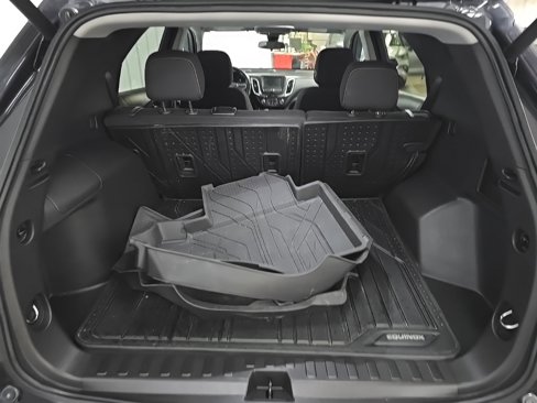 Used 2022 Chevrolet Equinox LT image 11
