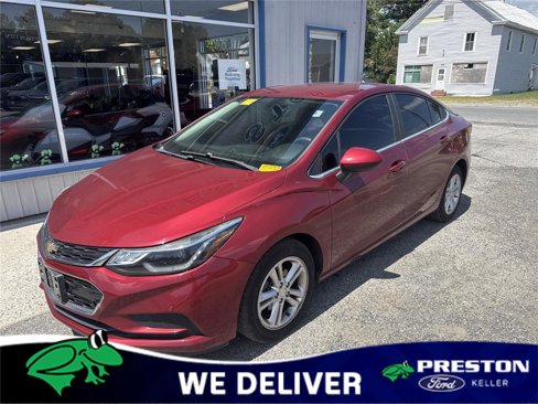 Used 2017 Chevrolet Cruze LT w/ Convenience Package image 2