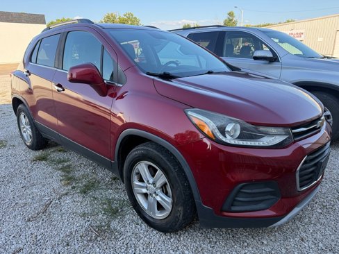 Used 2018 Chevrolet Trax LT w/ LT Convenience Package image 5