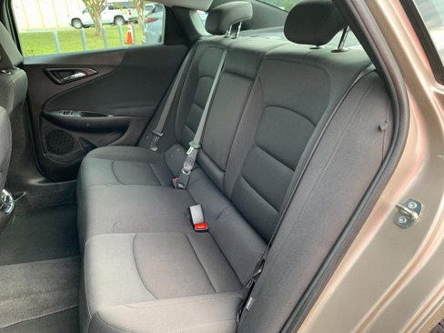 Used 2023 Chevrolet Malibu LT image 18