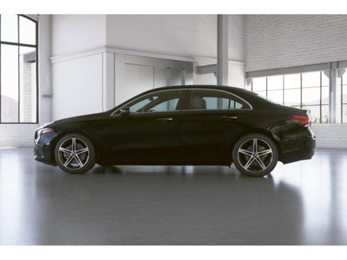 Certified 2022 Mercedes-Benz A 220 4MATIC image 33