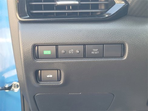 Used 2024 Nissan Sentra SV w/ All-Weather Package image 24