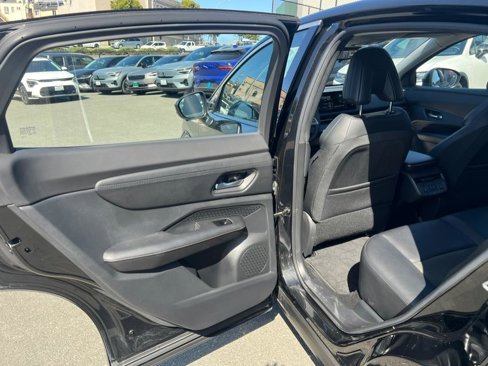 Used 2023 Nissan Ariya FWD image 45
