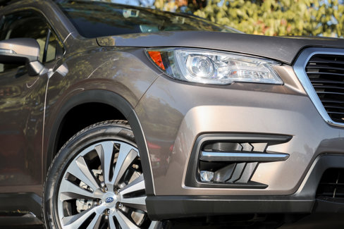 Used 2022 Subaru Ascent Limited image 3