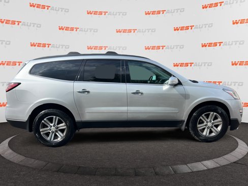 Used 2017 Chevrolet Traverse LT image 6