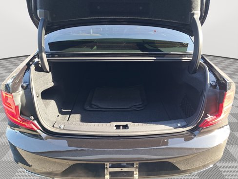 Used 2017 Volvo S90 T6 Inscription w/ Vision Package image 20