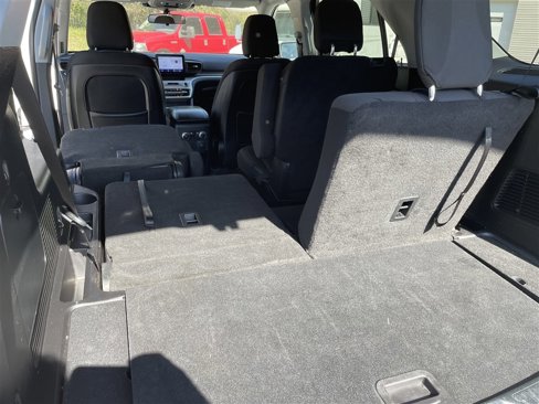Used 2020 Ford Explorer XLT w/ Comfort Package image 27