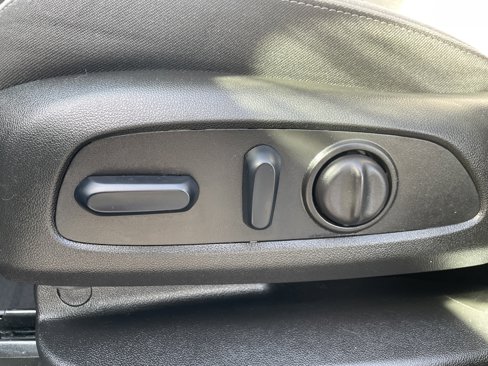 Used 2024 Chevrolet Equinox LT image 29
