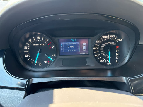 Used 2011 Ford Edge SE image 18