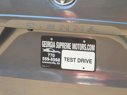 Used 2014 Toyota Sienna XLE image 5