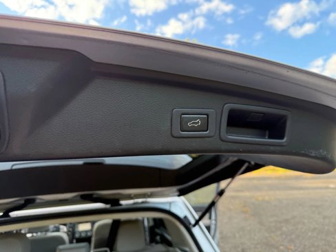 Used 2014 Subaru Forester 2.5i Touring image 19