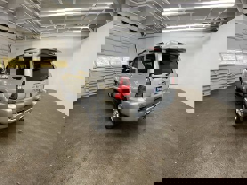Used 2007 Toyota 4Runner SR5 image 4