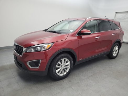 Used 2017 Kia Sorento LX image 2