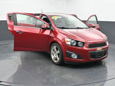 Used 2015 Chevrolet Sonic LTZ w/ Advanced Safety Package image 30