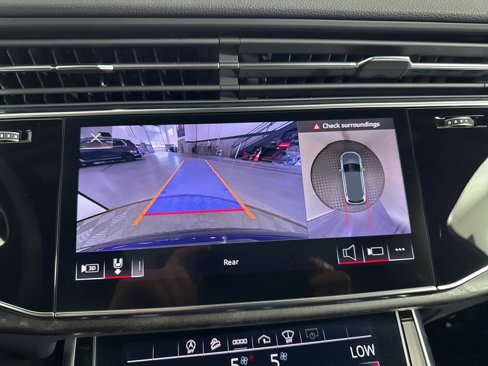 Used 2021 Audi Q7 3.0T Prestige image 27