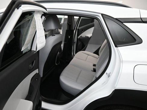 Used 2023 Hyundai Kona SEL image 11