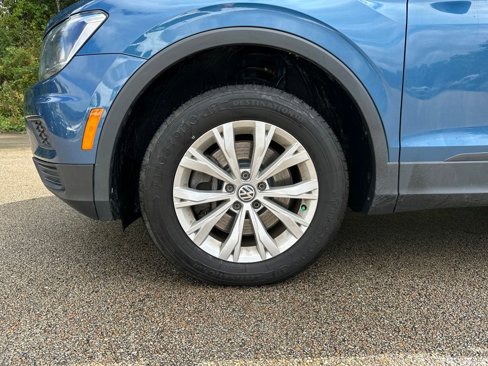 Used 2020 Volkswagen Tiguan S image 14