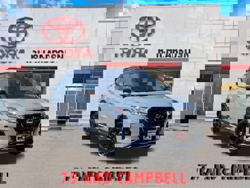 Used 2023 Nissan Kicks SR w/ SR Premium Package image 1