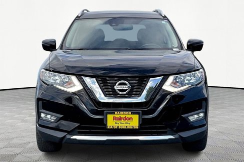 Used 2017 Nissan Rogue SL image 2