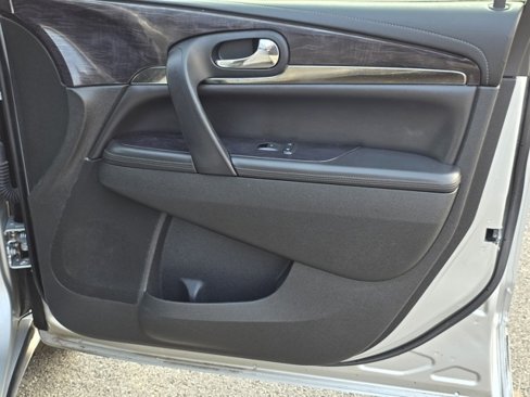 Used 2017 Buick Enclave Leather image 43
