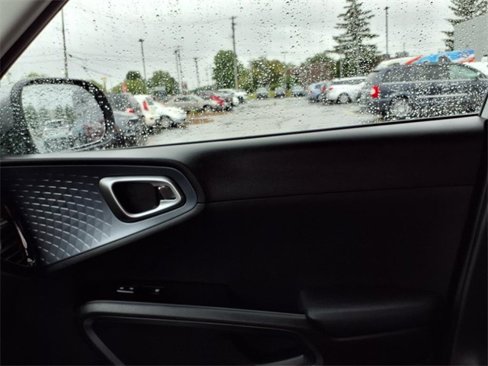 Certified 2023 Kia Soul EX image 33