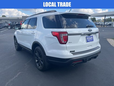Used 2018 Ford Explorer XLT w/ Equipment Group 202A image 6