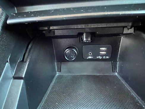 Used 2019 Subaru Outback 2.5i Premium image 12