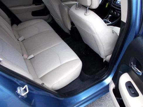 Used 2011 Chrysler 200 Touring image 23