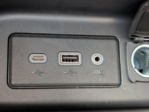 Used 2020 Chevrolet Equinox LS image 27