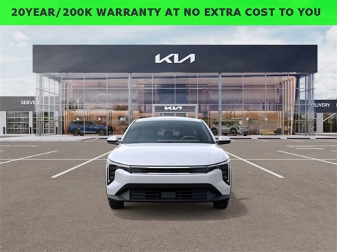 New 2025 Kia K4 LX image 2