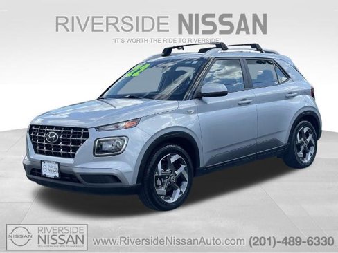 Used 2022 Hyundai Venue SEL image 1