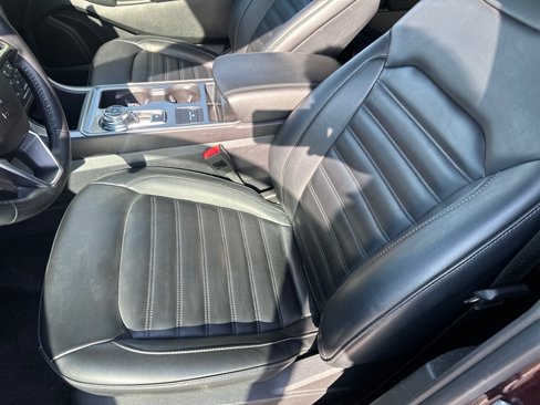 Used 2023 Ford Edge SEL image 13