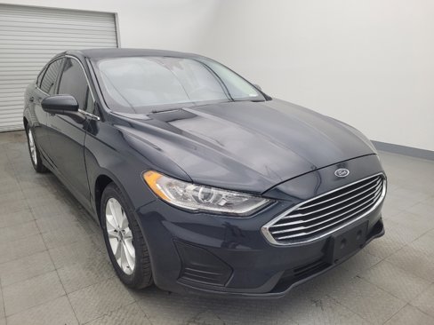 Used 2020 Ford Fusion SE image 13
