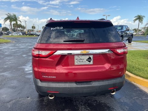 Used 2020 Chevrolet Traverse LT w/ Driver Confidence II Package image 6