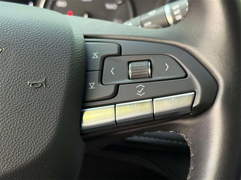 Certified 2021 Cadillac XT4 Premium Luxury w/ Technology Package image 34