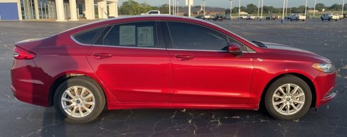 Used 2017 Ford Fusion S image 10