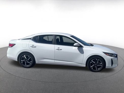 Used 2024 Nissan Sentra SV image 15