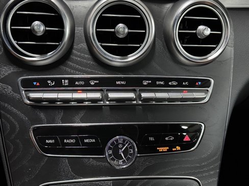 Used 2019 Mercedes-Benz C 300 4MATIC Coupe image 23